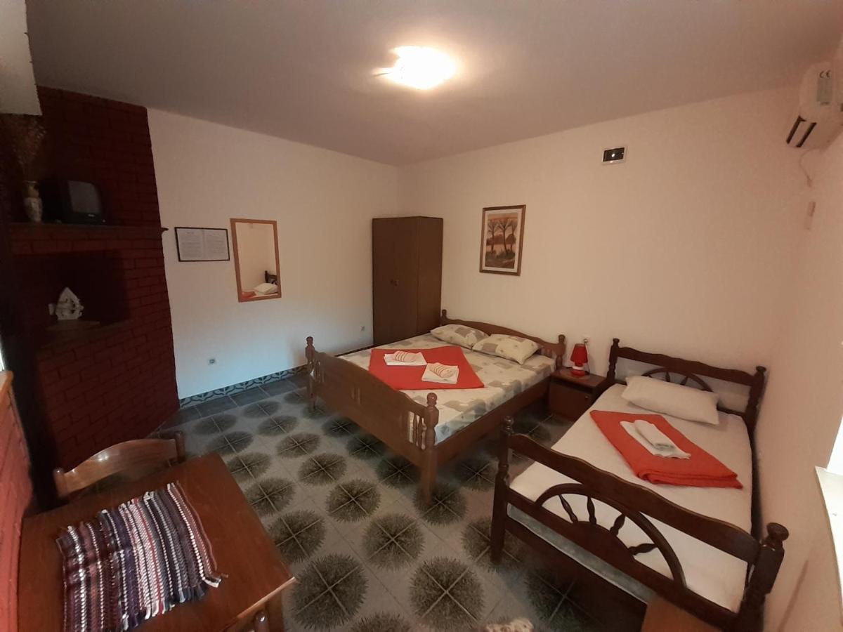 Stevovic Apartments Tivat Exterior photo