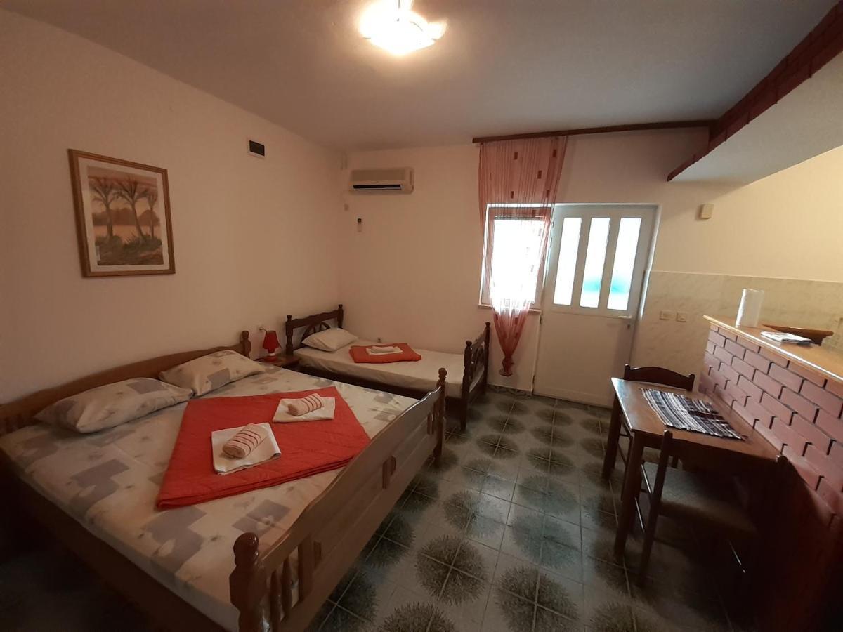 Stevovic Apartments Tivat Exterior photo