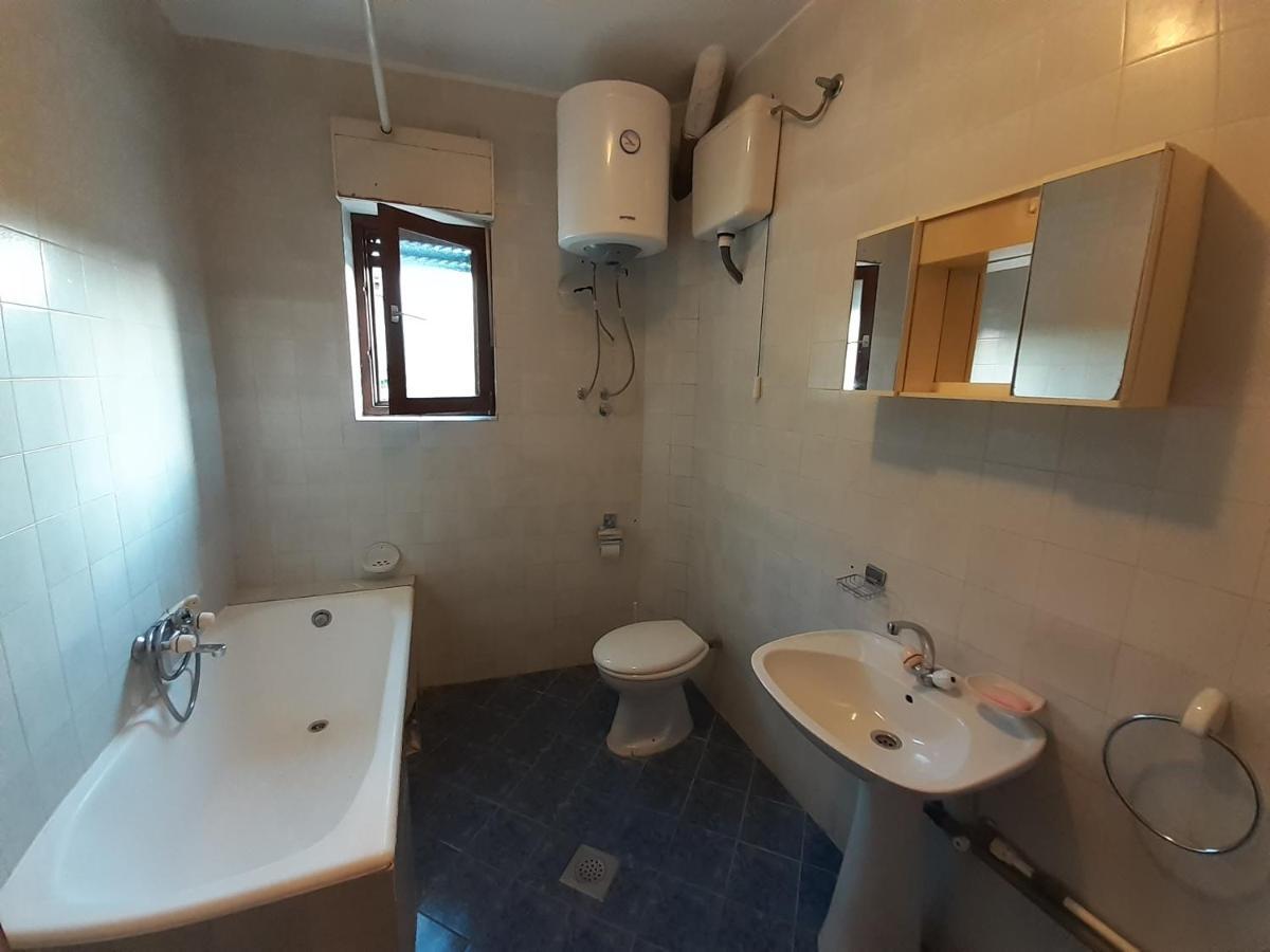 Stevovic Apartments Tivat Exterior photo