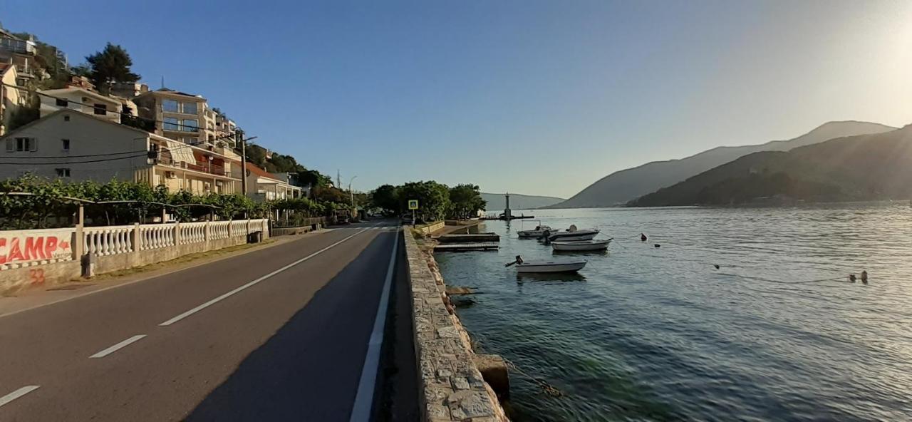 Stevovic Apartments Tivat Exterior photo